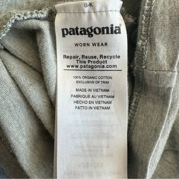 Patagonia men’s t-shirt - Picture 6 of 7